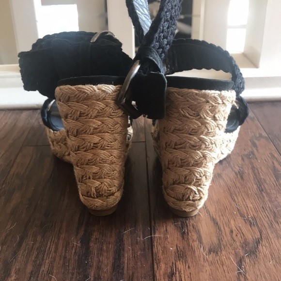 Stuart Weitzman Alex Crochet Ankle-Wrap Wedge - Picture 5 of 8